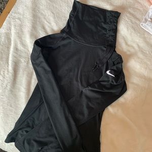 Nike Turtleneck Pullover
